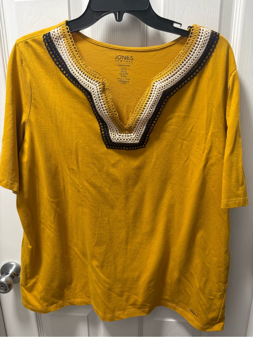 Jones New York Mustard Yellow V-Neck Top with Crochet Trim